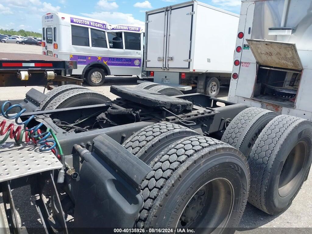 3AKJHHDR5JSJL8067 2018 FREIGHTLINER NEW CASCADIA 126 photo no. 6