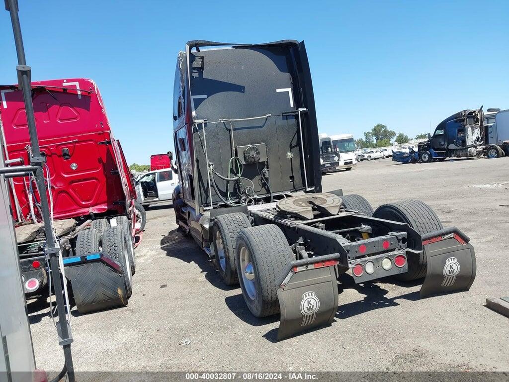 1XKFD49X2BJ285064 2011 KENWORTH CONSTRUCTION photo no. 3