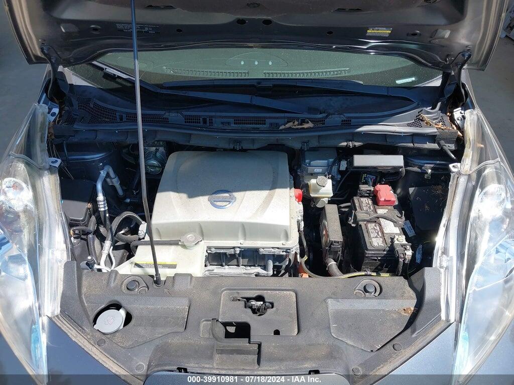 1N4AZ0CP2FC303684 2015 NISSAN LEAF photo no. 10