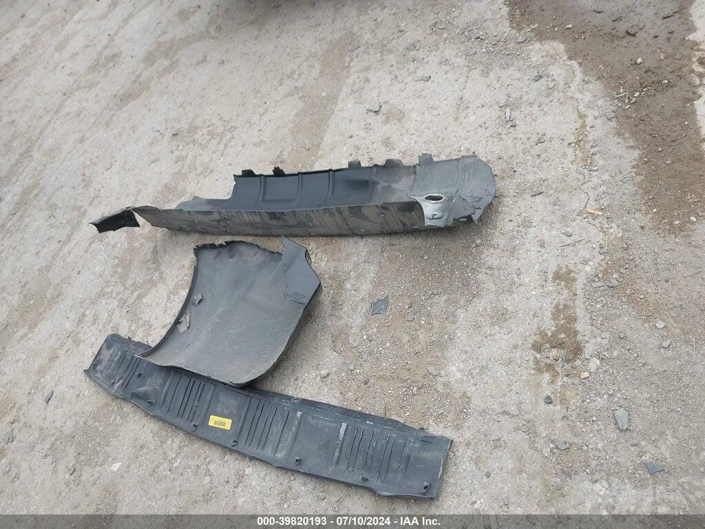1FMCU9E76AKC59122 2010 FORD ESCAPE photo no. 11