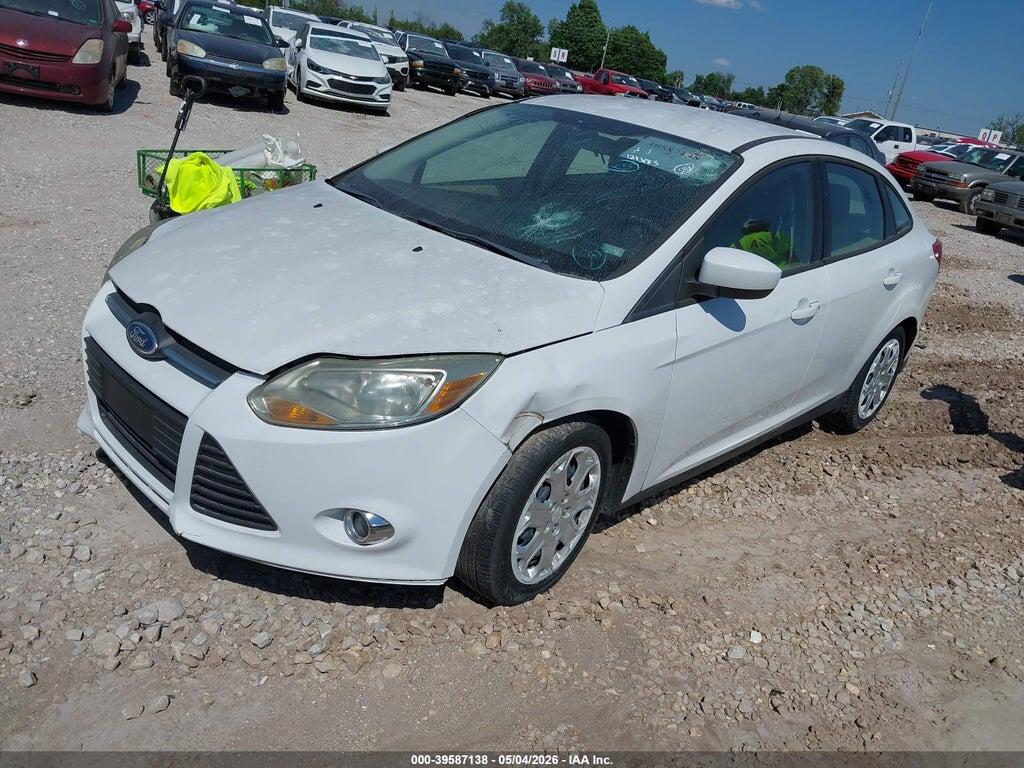 1FAHP3F20CL195809 2012 FORD FOCUS photo no. 2