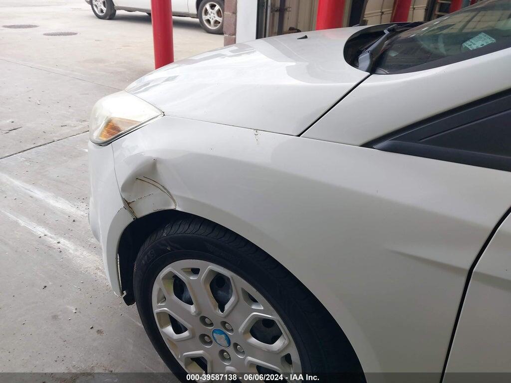 1FAHP3F20CL195809 2012 FORD FOCUS photo no. 6