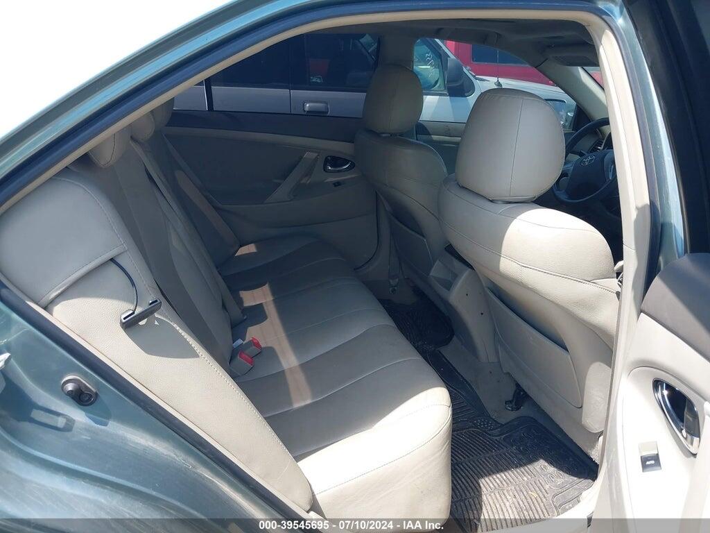 4T1BF3EK8BU641536 2011 TOYOTA CAMRY photo no. 8