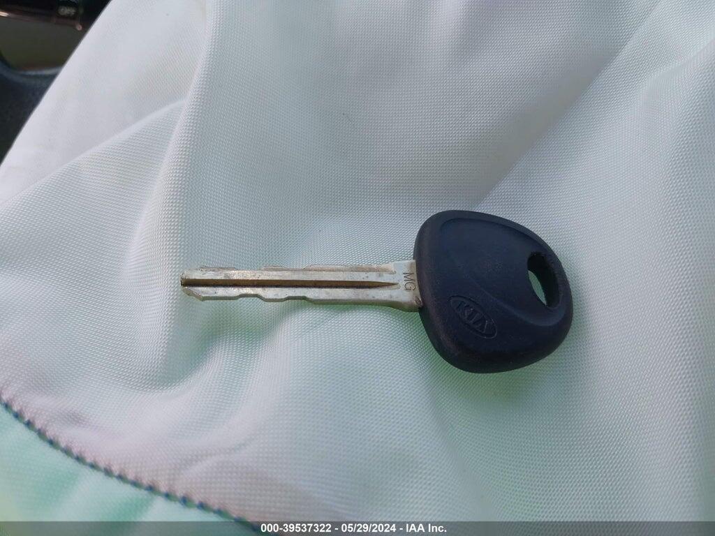 KNAGE228X95315271 2009 KIA OPTIMA photo no. 11