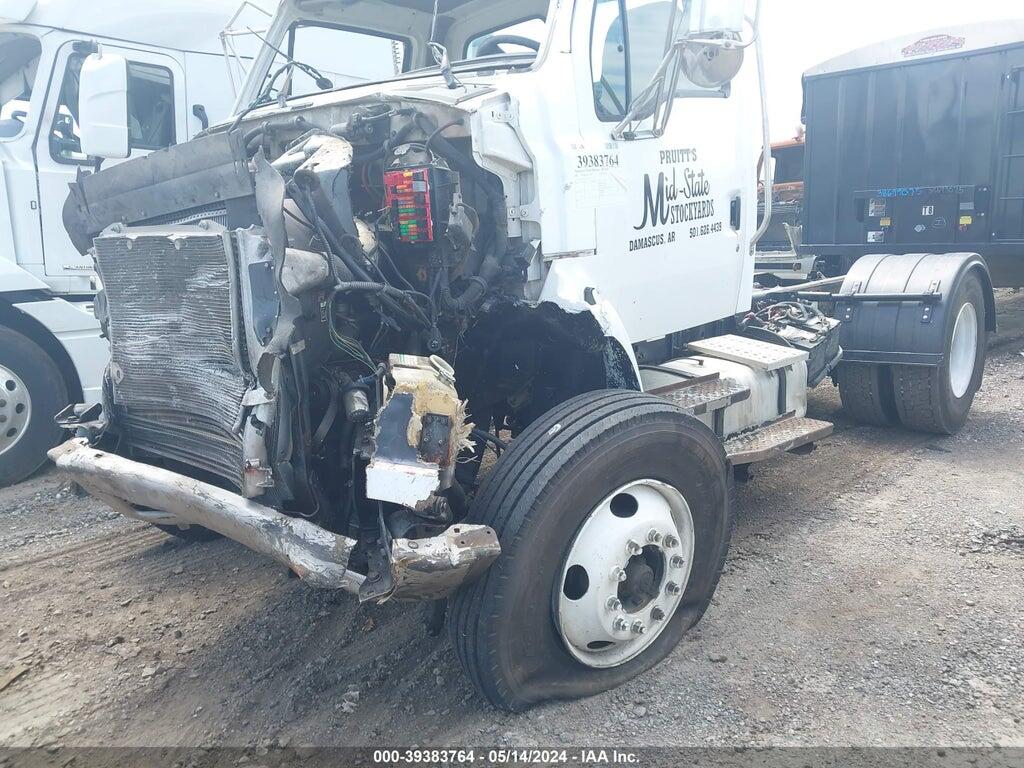 2FWBCHDJ57AZ22411 2007 STERLING TRUCK ACTERRA photo no. 2