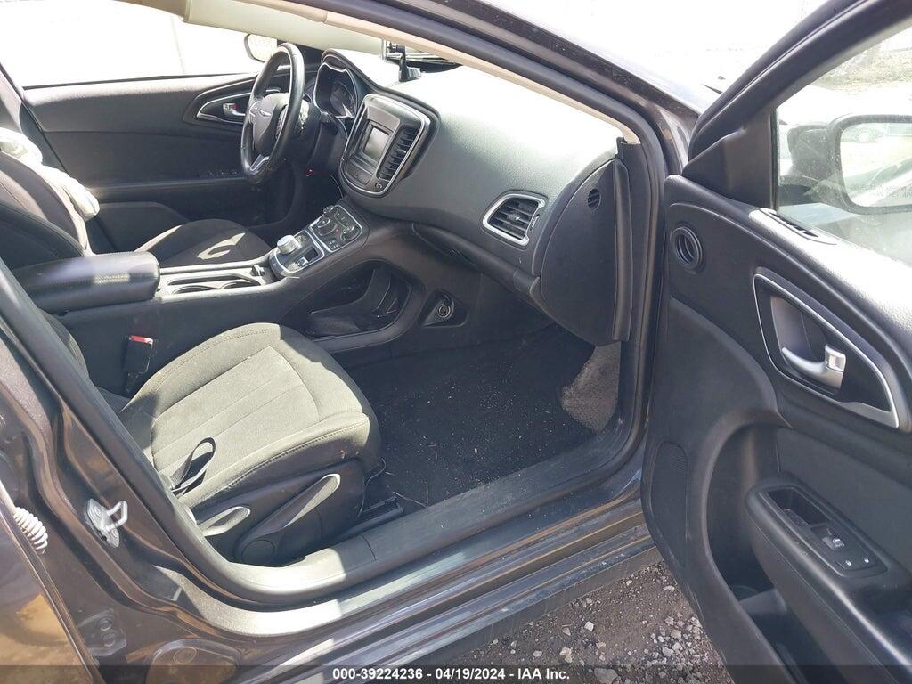 1C3CCCAG7GN170133 2016 CHRYSLER 200 photo no. 5