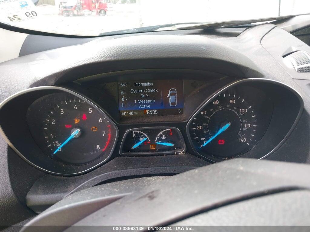 1FMCU0GD3JUC16943 2018 FORD ESCAPE photo no. 7