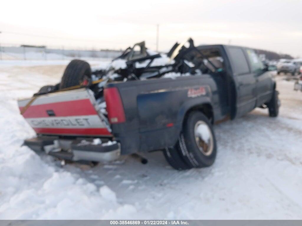 1GCHK33J8YF515548 2000 CHEVROLET C/K 3500 photo no. 4