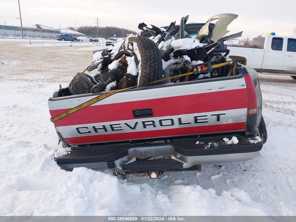 1GCHK33J8YF515548 2000 CHEVROLET C/K 3500 photo no. 8