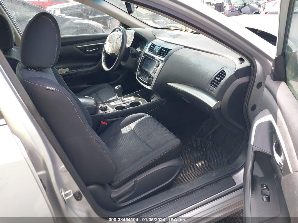 1N4AL3AP3JC175048 2018 NISSAN ALTIMA photo no. 5