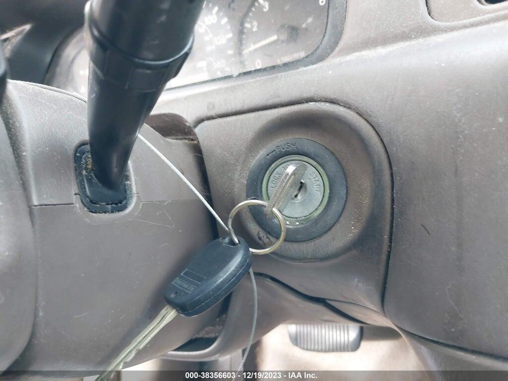 JT2BG22K5W0260040 1998 TOYOTA CAMRY photo no. 11