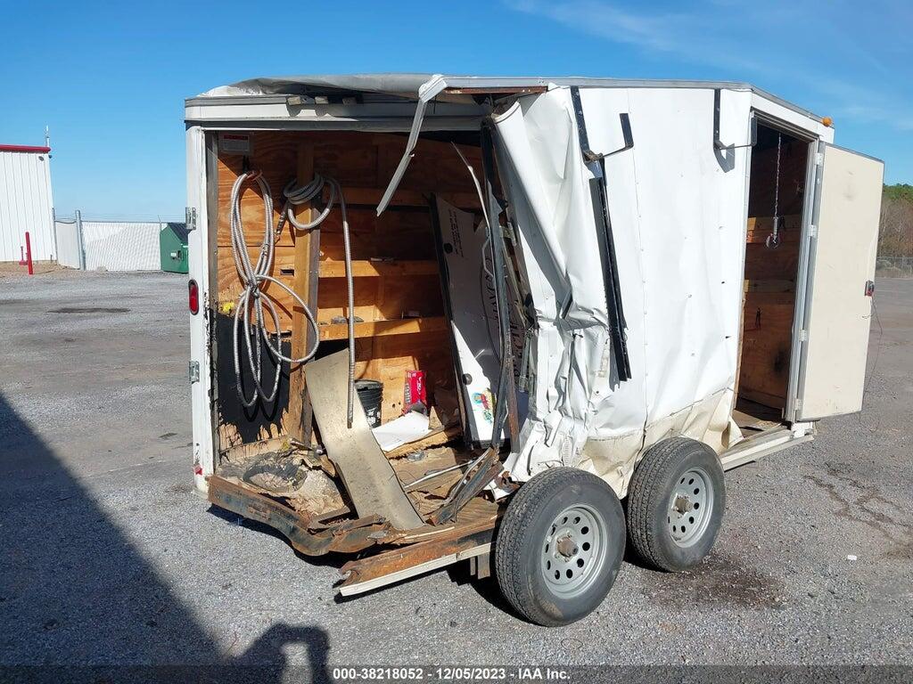 53FBE122XJF041569 2018 COVERED WAGON GT photo no. 4