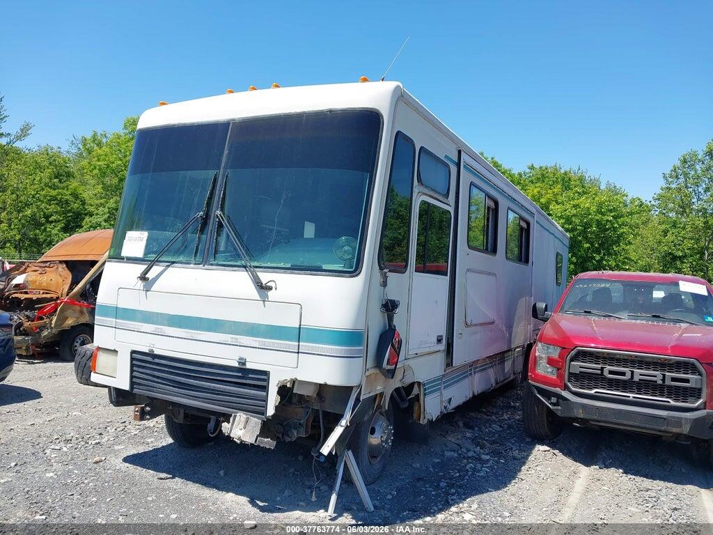 3FCMF53G2SJA12495 1995 COACHMEN SANTARA photo no. 2