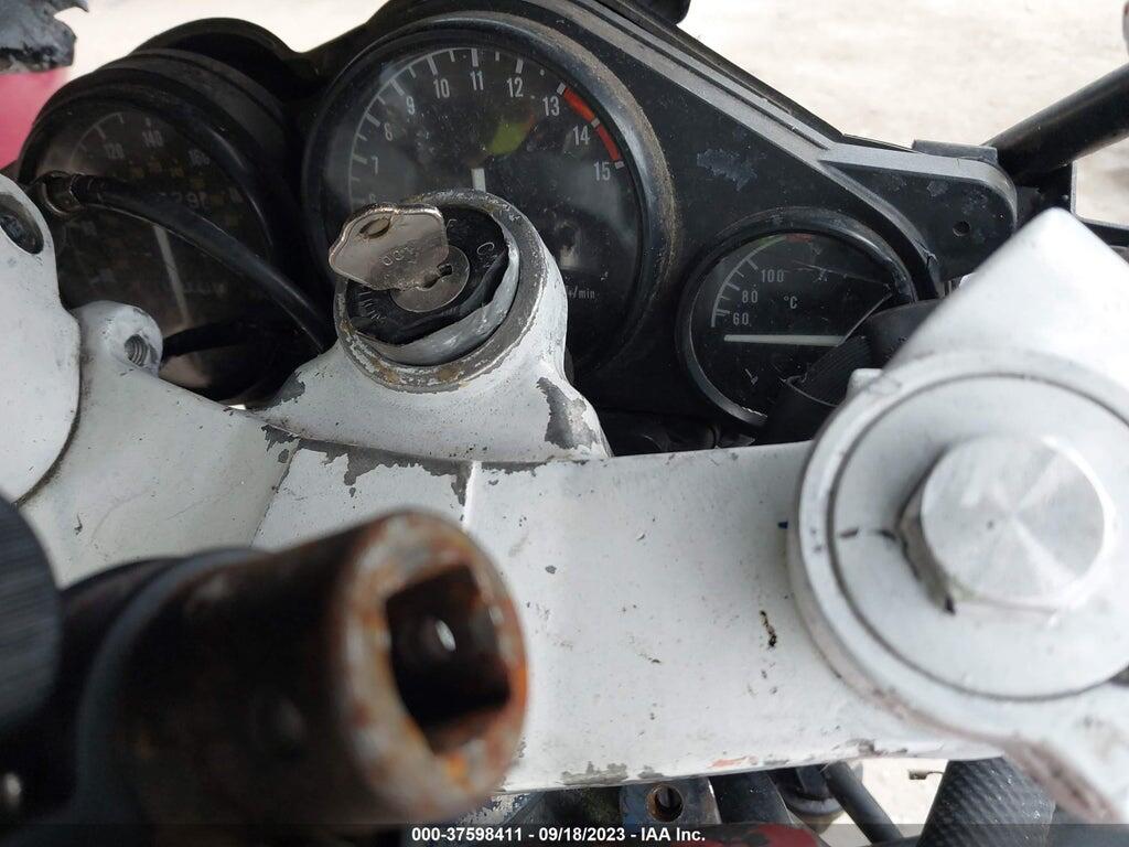 JYA3HHE07PA056594 1993 YAMAHA FZR600 photo no. 11