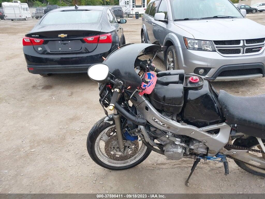 JYA3HHE07PA056594 1993 YAMAHA FZR600 photo no. 2
