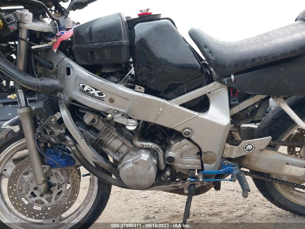 JYA3HHE07PA056594 1993 YAMAHA FZR600 photo no. 9