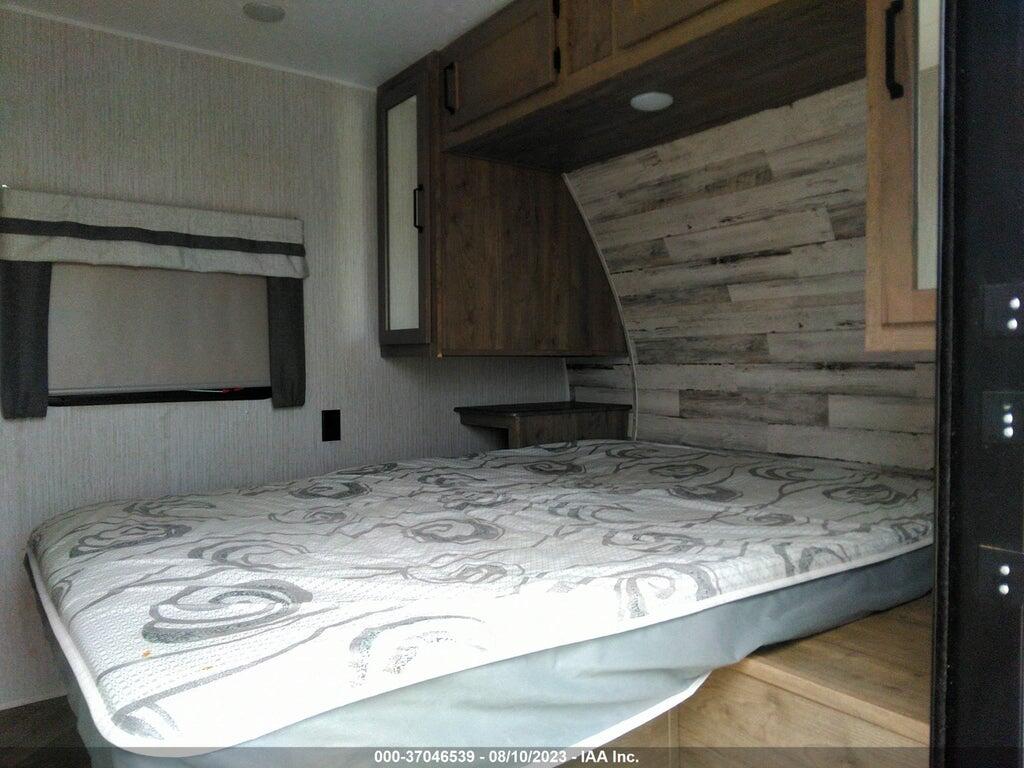 4X4TPUG27MP092013 2021 FOREST RIVER PUMA TRAVEL TRAILER photo no. 5