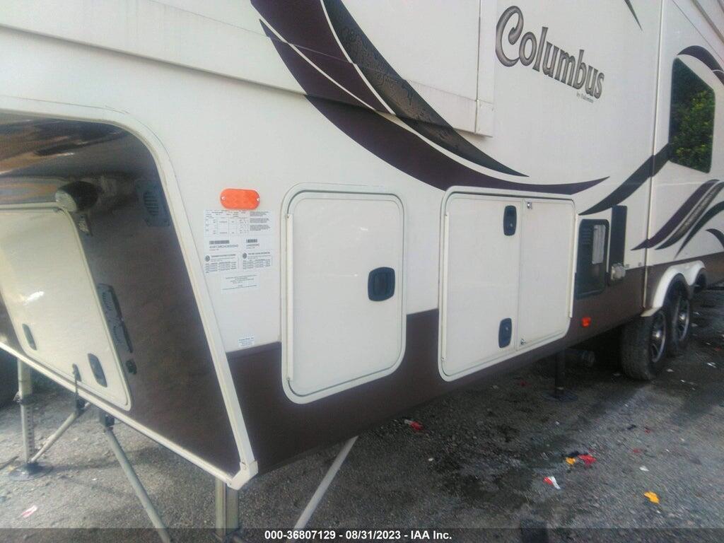 4X4FCMK24G6005940 2016 PALOMINO COLUMBUS photo no. 10