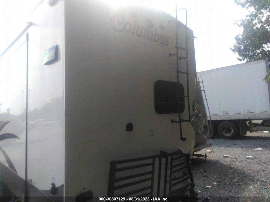 4X4FCMK24G6005940 2016 PALOMINO COLUMBUS photo no. 11