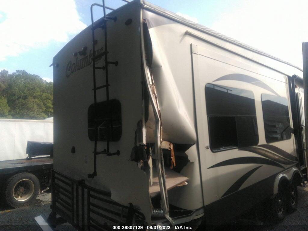 4X4FCMK24G6005940 2016 PALOMINO COLUMBUS photo no. 12
