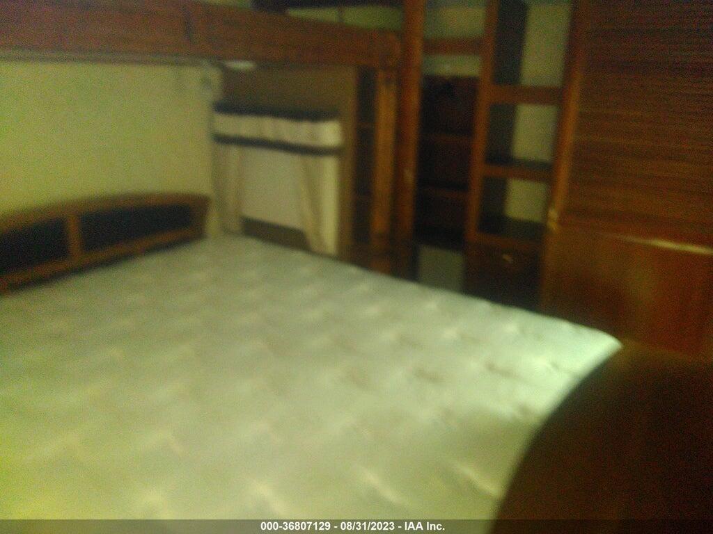 4X4FCMK24G6005940 2016 PALOMINO COLUMBUS photo no. 8