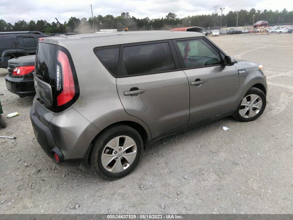 KNDJN2A2XF7236169 2015 KIA SOUL photo no. 4