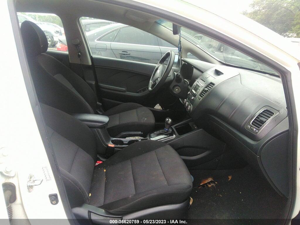 KNAFK5A82H5676144 2017 KIA FORTE photo no. 5