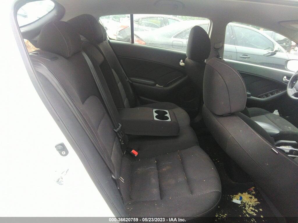KNAFK5A82H5676144 2017 KIA FORTE photo no. 8