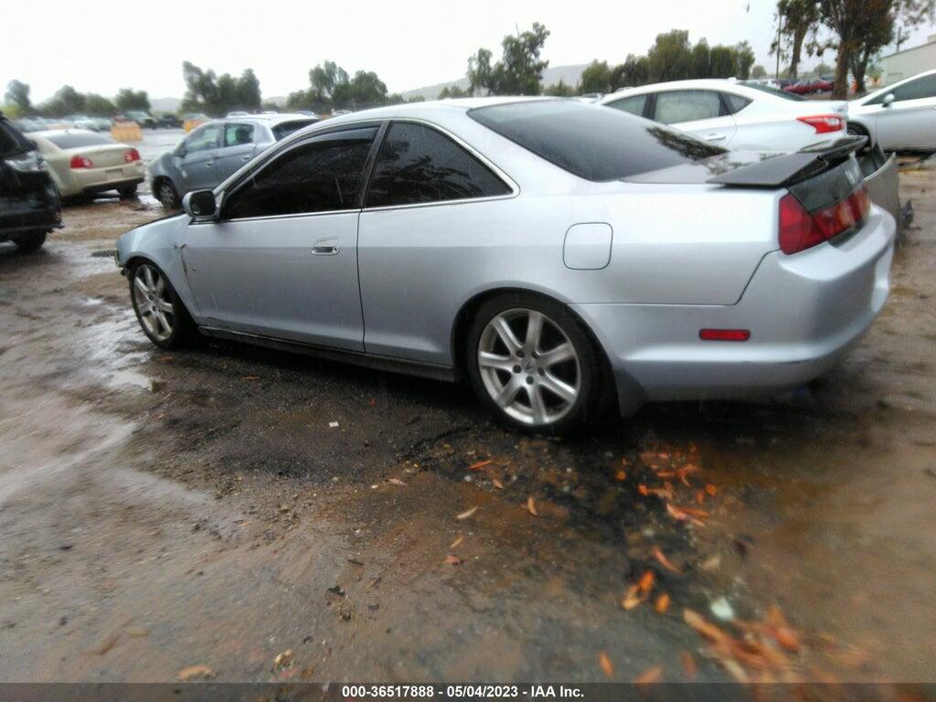 1HGCG22482A029975 2002 HONDA ACCORD CPE photo no. 3