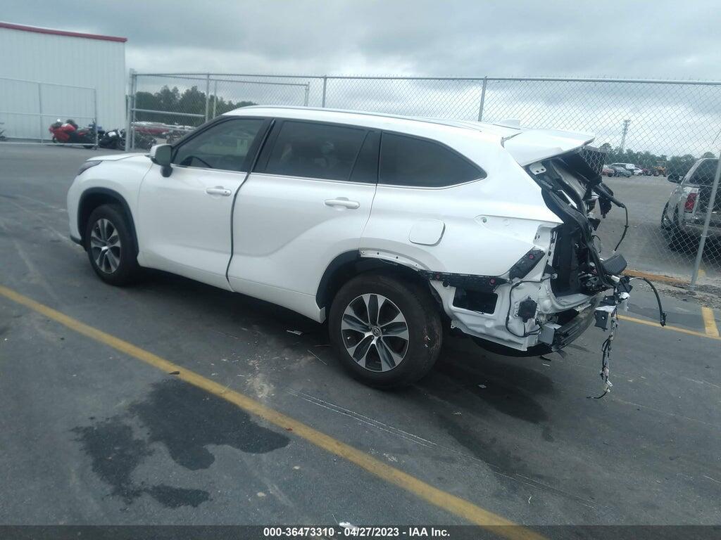 5TDHZRAH3MS071522 2021 TOYOTA HIGHLANDER photo no. 3