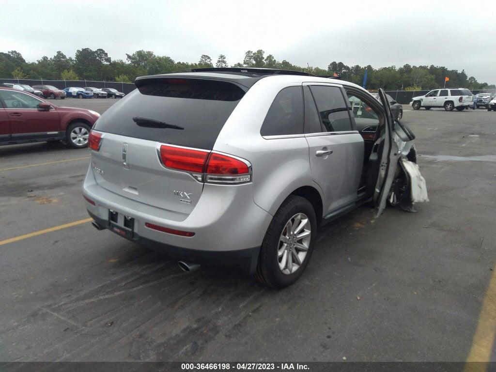 2LMDJ8JK3DBL22231 2013 LINCOLN MKX photo no. 4