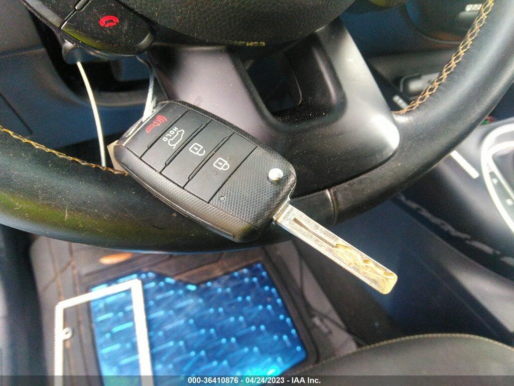 KNDJP3A52G7311247 2016 KIA SOUL photo no. 11