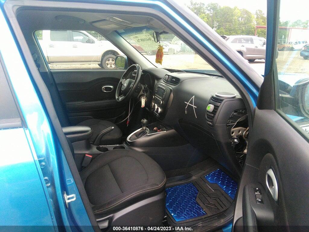 KNDJP3A52G7311247 2016 KIA SOUL photo no. 5