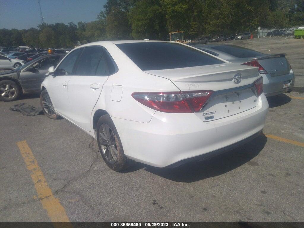 4T1BF1FK6GU562408 2016 TOYOTA CAMRY photo no. 3