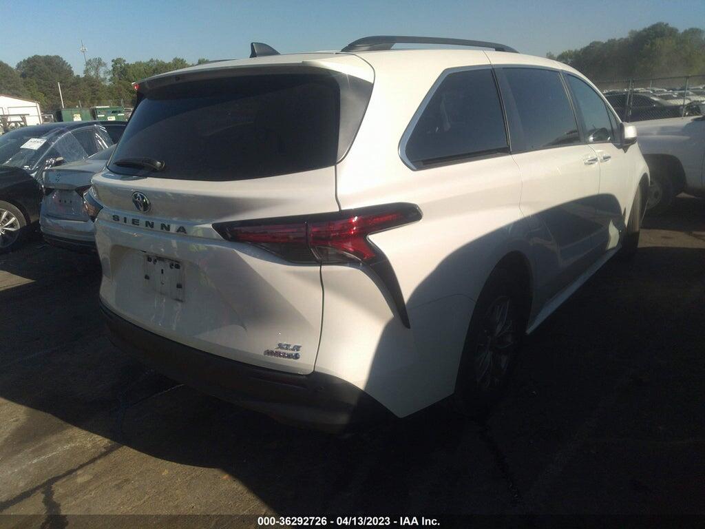 5TDJRKEC2MS055559 2021 TOYOTA SIENNA photo no. 4