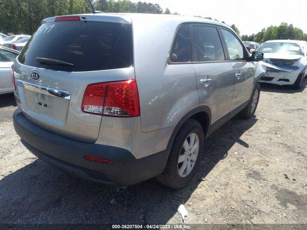 5XYKT3A16CG293149 2012 KIA SORENTO photo no. 4