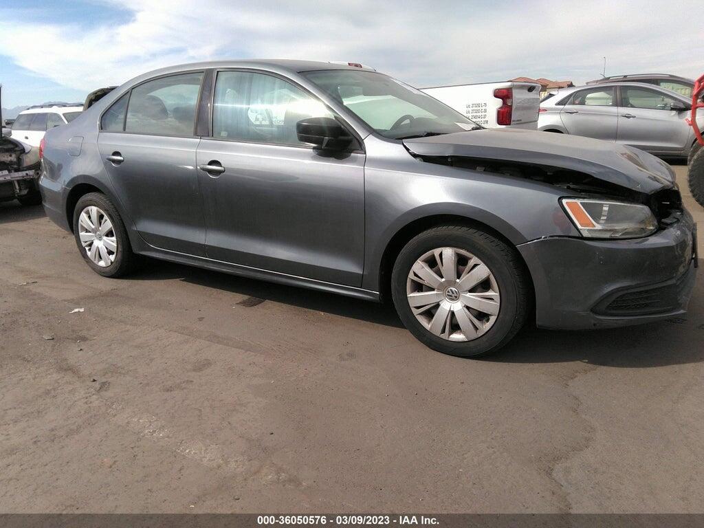 3VW2K7AJ5DM363252 2013 VOLKSWAGEN JETTA photo no. 1