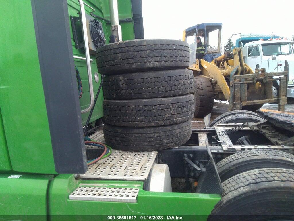 4V4NC9EJ4NN309729 2022 VOLVO VNL photo no. 11