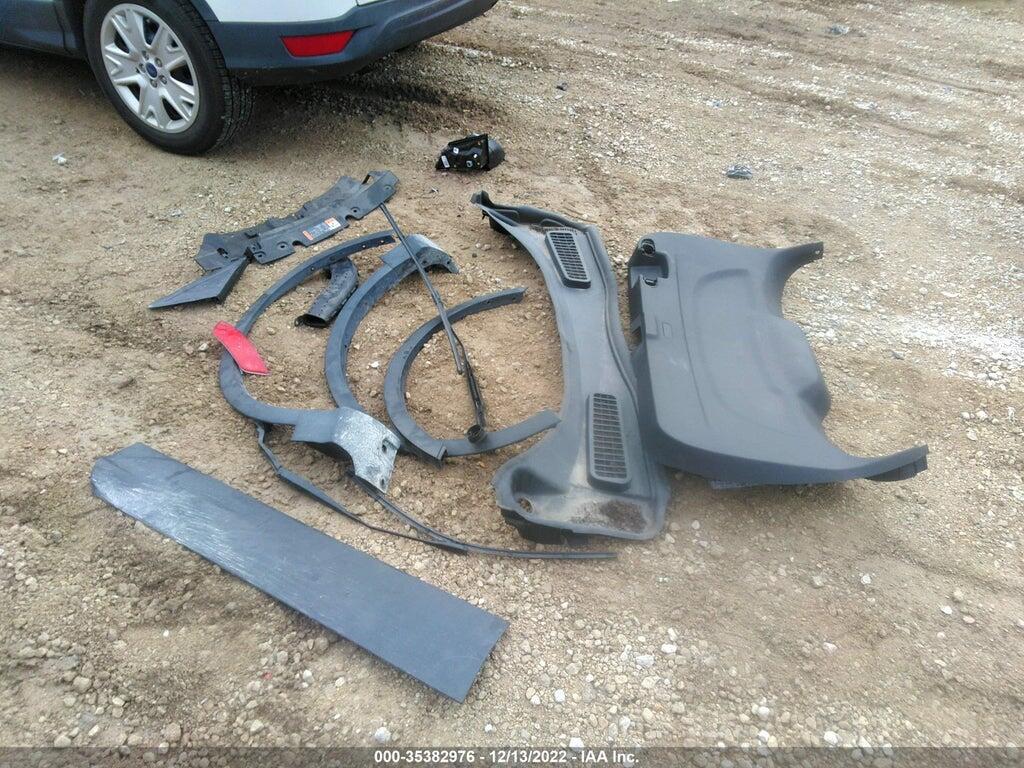 1FMCU9GD0JUC47538 2018 FORD ESCAPE photo no. 12