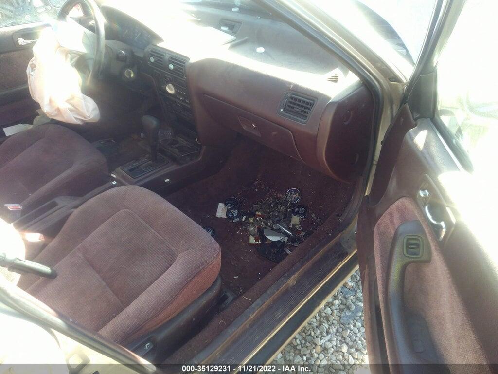 1HGCB7675PA015779 1993 HONDA ACCORD photo no. 5