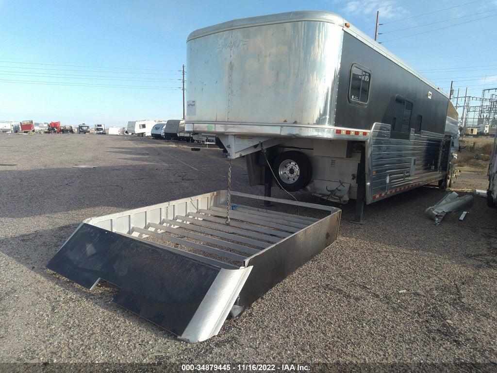 1K96H322951051431 2005 TRAILER MART HORSE TRAILER photo no. 2