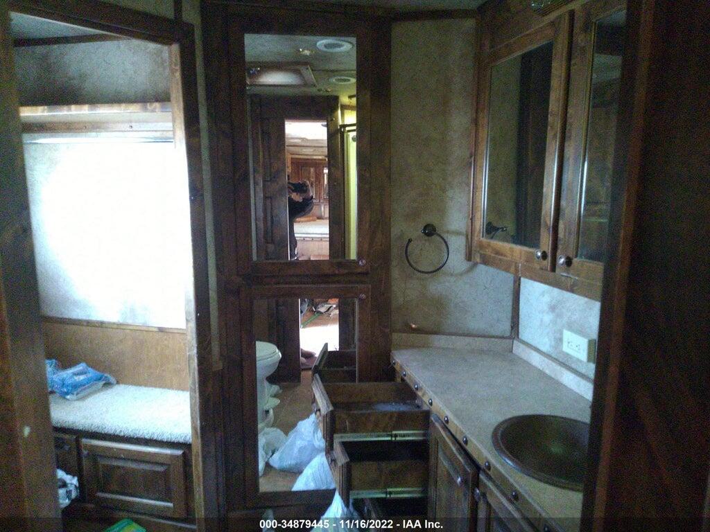 1K96H322951051431 2005 TRAILER MART HORSE TRAILER photo no. 8