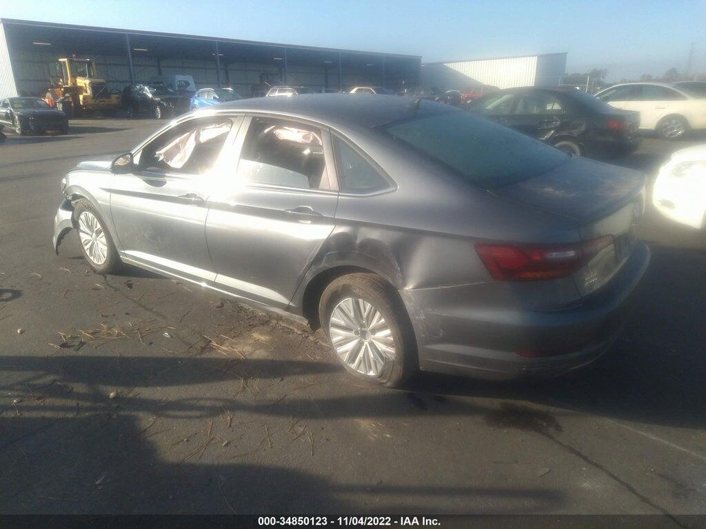 3VWC57BU8KM125557 2019 VOLKSWAGEN JETTA photo no. 3