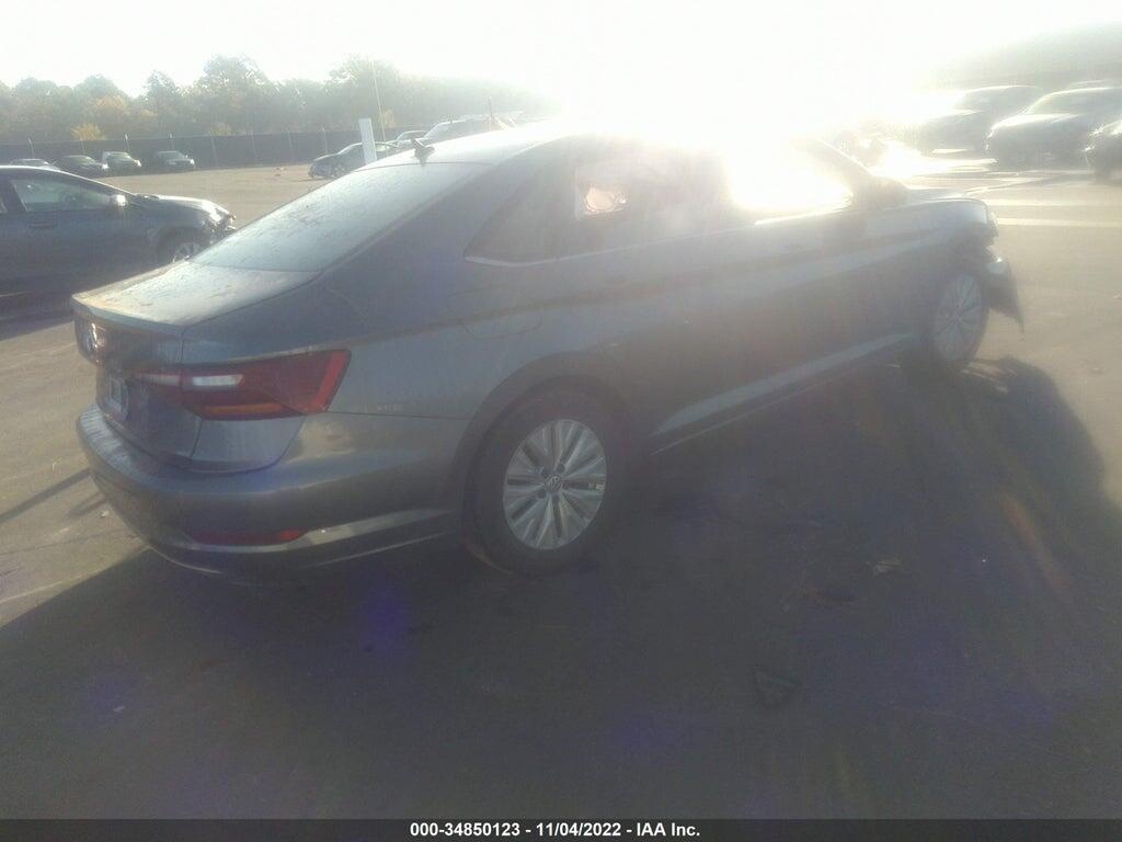 3VWC57BU8KM125557 2019 VOLKSWAGEN JETTA photo no. 4
