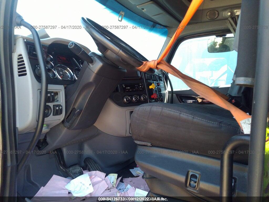 1XPBDP9X8HD363669 2017 PETERBILT 579 photo no. 5