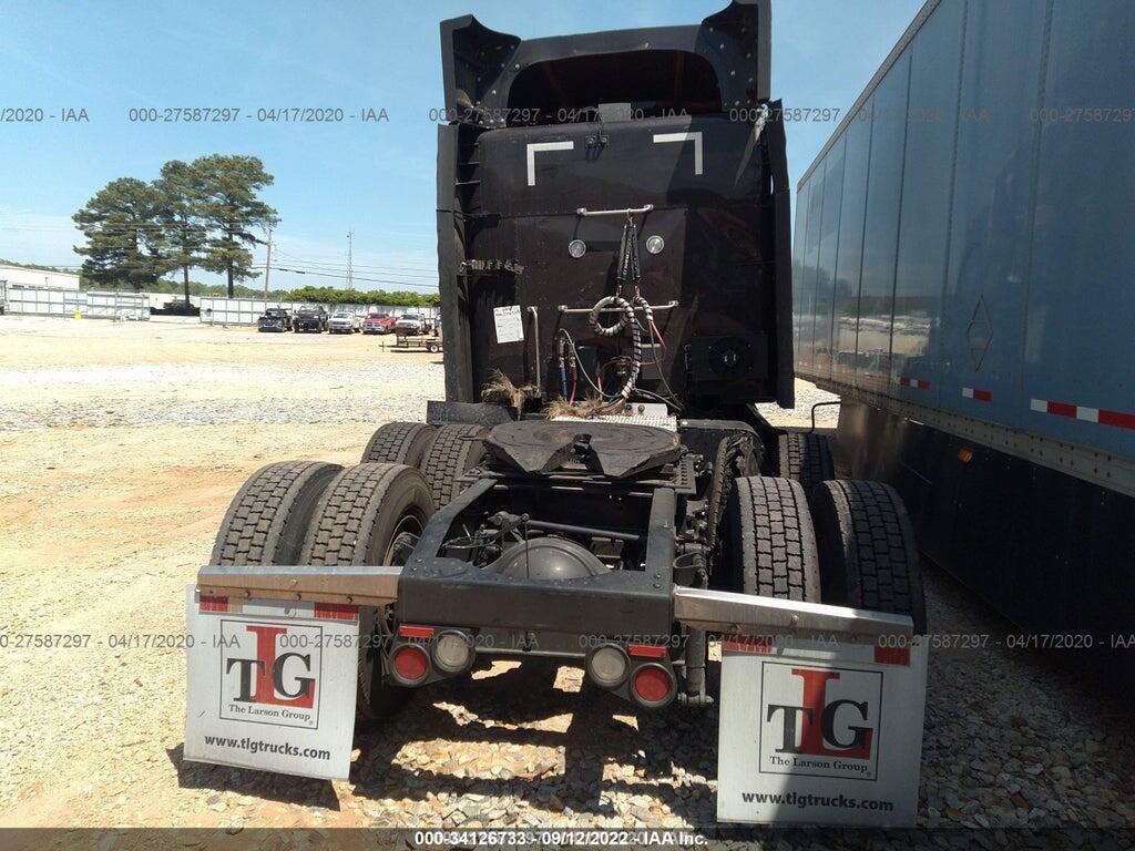 1XPBDP9X8HD363669 2017 PETERBILT 579 photo no. 8