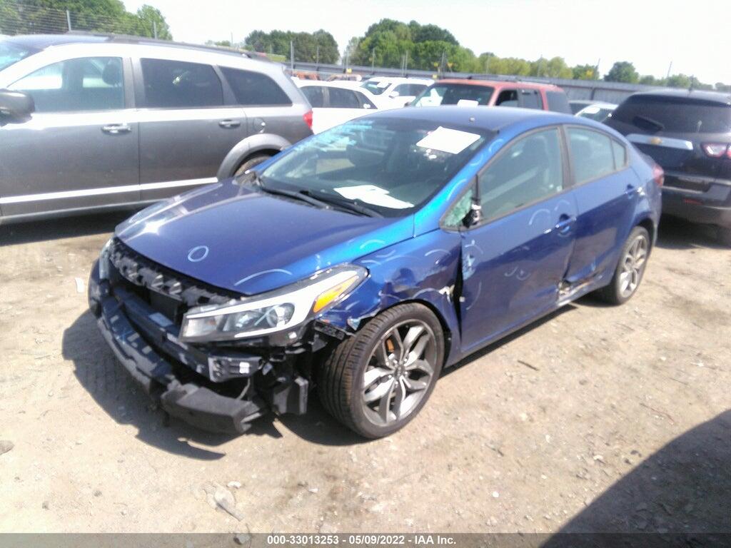 3KPFL4A74HE067272 2017 KIA FORTE photo no. 2