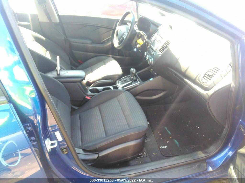 3KPFL4A74HE067272 2017 KIA FORTE photo no. 5
