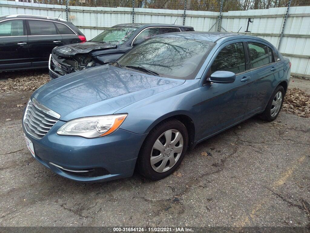 1C3BC4FB9BN576535 2011 CHRYSLER 200 photo no. 2
