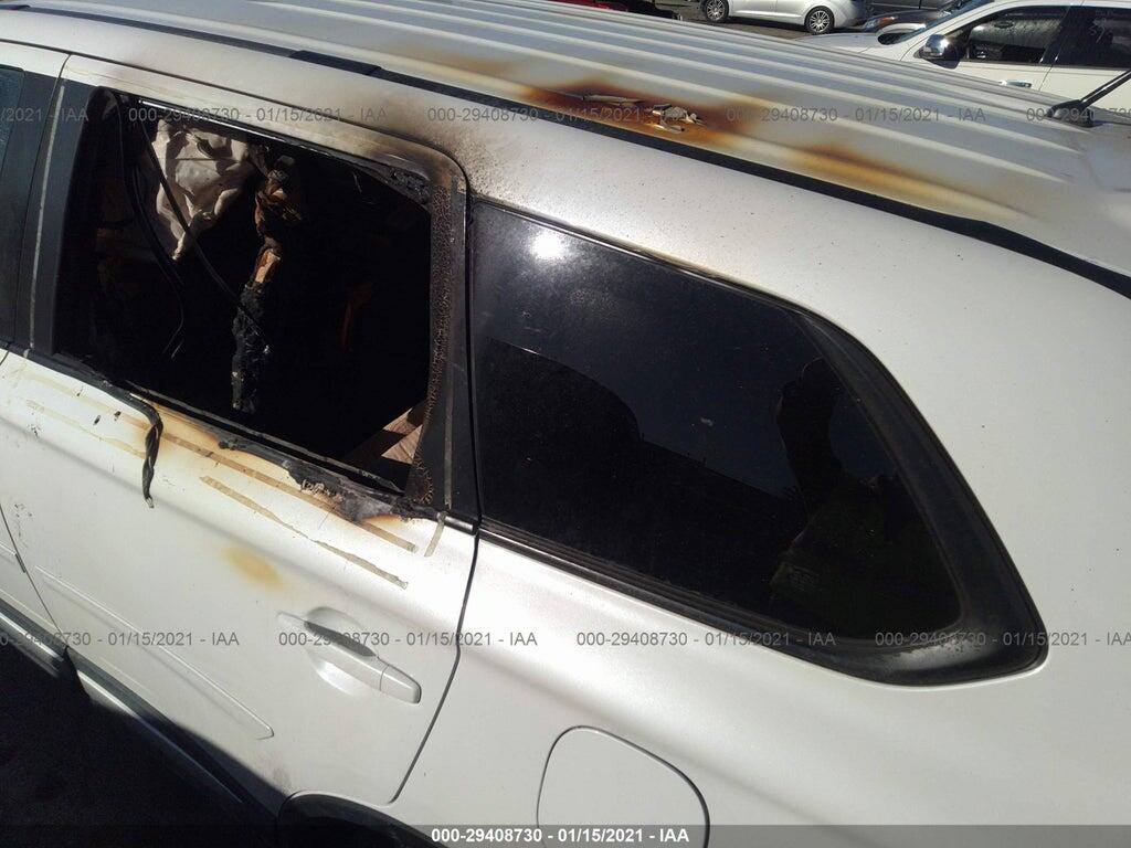 JA4AD3A31GZ036752 2016 MITSUBISHI OUTLANDER photo no. 6